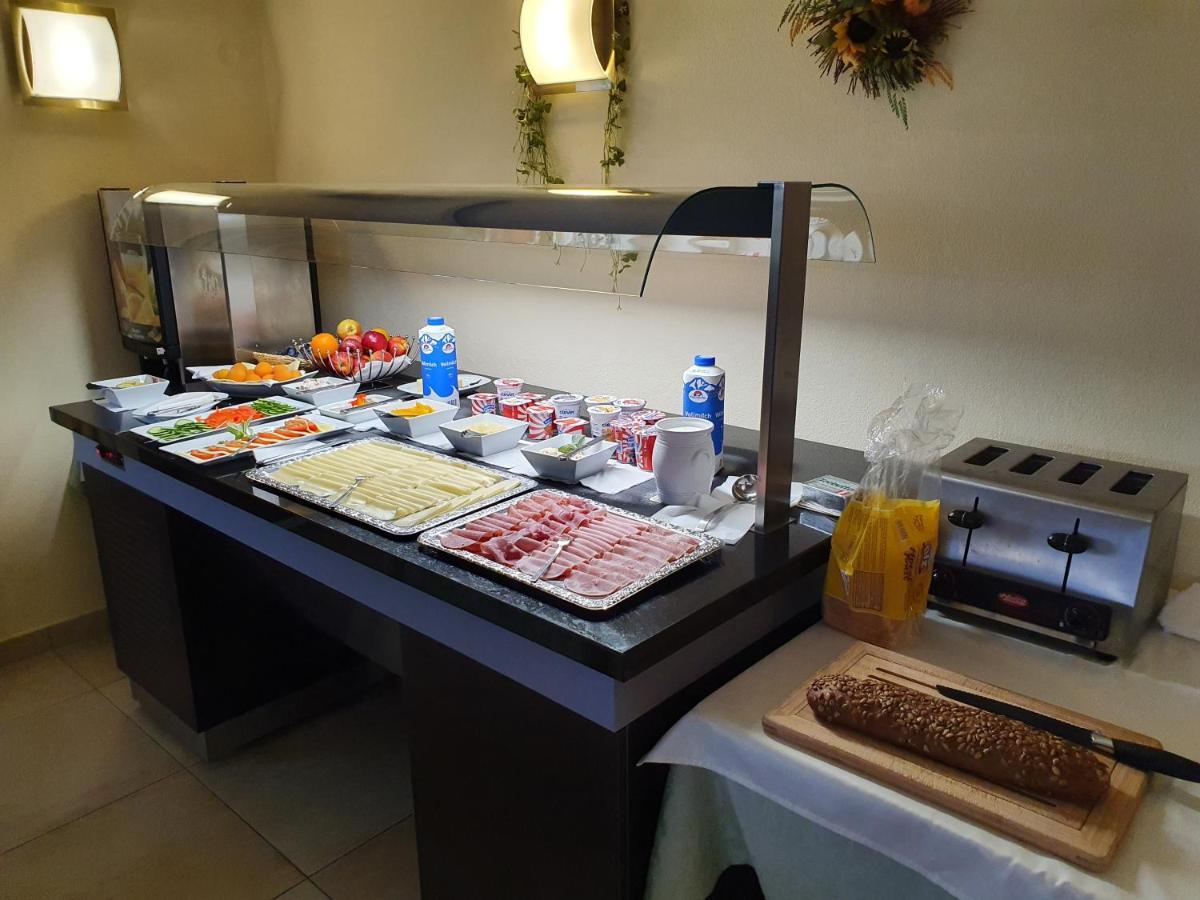 Gasthof Hotel Zur Post Ferlach Zewnętrze zdjęcie
